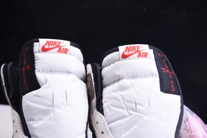 One Kick JORDAN - 1 CD4487-100 SCOTT' SP TS OG 'TRAVIS 2.0 HIGH AIR 0708